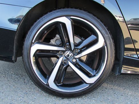 Used 2019 Honda Accord Sport image 34