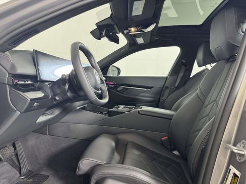 Used 2026 BMW 530i xDrive AWD/4WD image 4