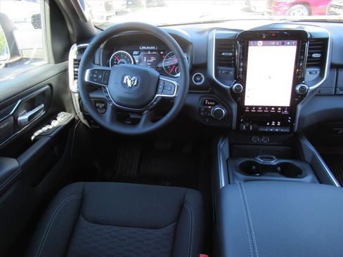 New 2026 RAM 1500 4x4 Crew Cab image 15