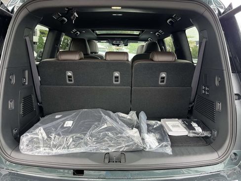 New 2026 Nissan Armada Platinum AWD/4WD image 7