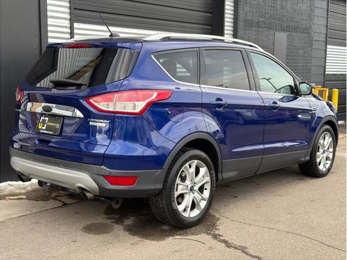 Used 2015 Ford Escape Titanium FWD image 3