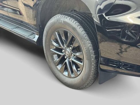 Certified 2023 Lexus GX 460 Premium w/ Premium Package AWD/4WD image 9