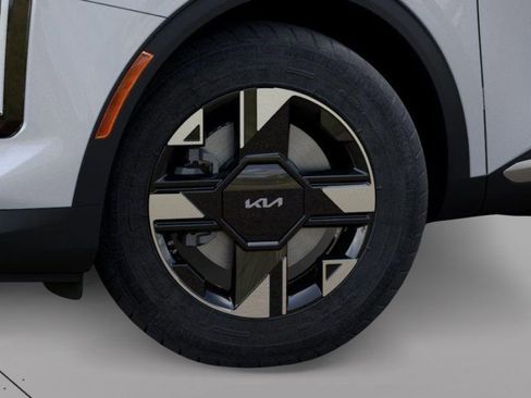 New 2026 Kia Sportage LX AWD/4WD image 9
