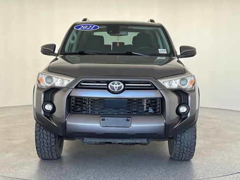 Used 2021 Toyota 4Runner SR5 AWD/4WD image 10