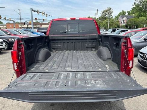 Used 2018 Ford F150 Lariat w/ Heavy-Duty Payload Package AWD/4WD image 26