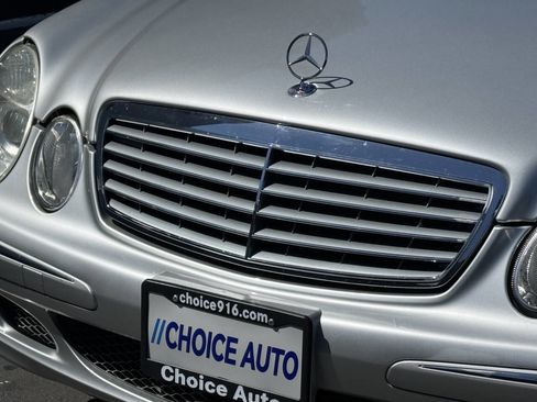 Used 2004 Mercedes-Benz E 320 Sedan image 19