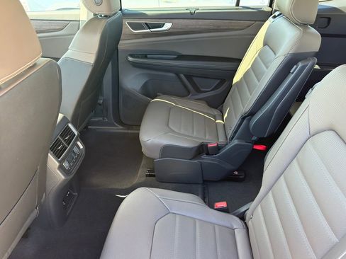 New 2026 Volkswagen Atlas SEL image 30