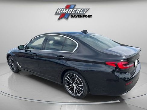 Certified 2021 BMW 530e xDrive w/ Premium Package AWD/4WD image 3