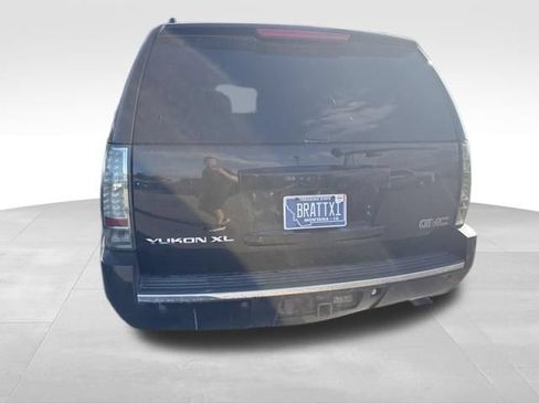 Used 2014 GMC Yukon XL Denali AWD/4WD image 18