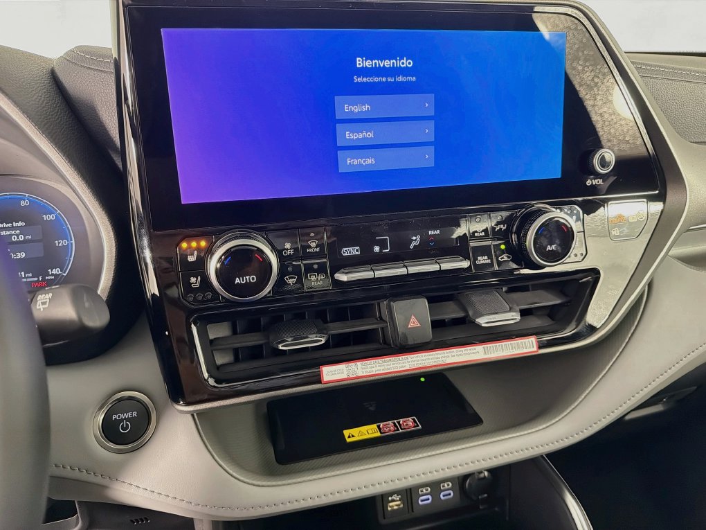New 2026 Toyota Highlander Limited AWD/4WD image 18