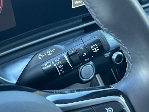 Used 2024 Kia Carnival SX Prestige image 40