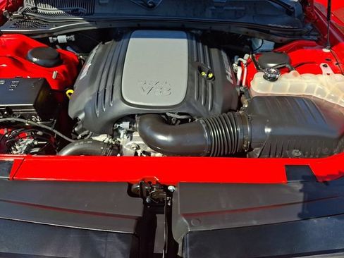 Used 2019 Dodge Challenger R/T w/ Cold Weather Group RWD image 30