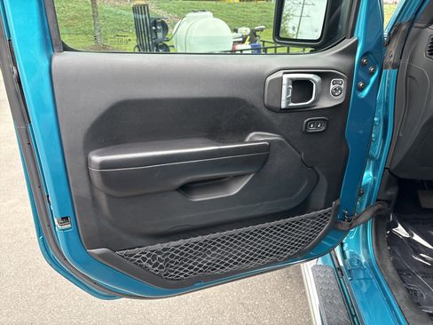 Used 2020 Jeep Wrangler Unlimited Sport S AWD/4WD image 15