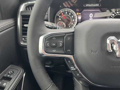 Used 2025 RAM 1500 Laramie w/ Sport Appearance Package AWD/4WD image 19