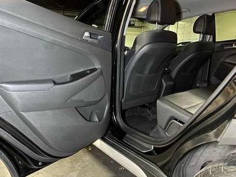 Used 2018 Hyundai Tucson SEL AWD/4WD image 17
