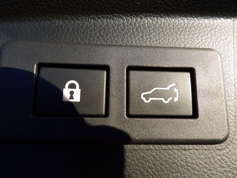 Used 2020 Subaru Outback Limited w/ Popular Package #2 image 32