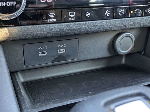 Used 2025 Mitsubishi Outlander ES AWD/4WD image 22