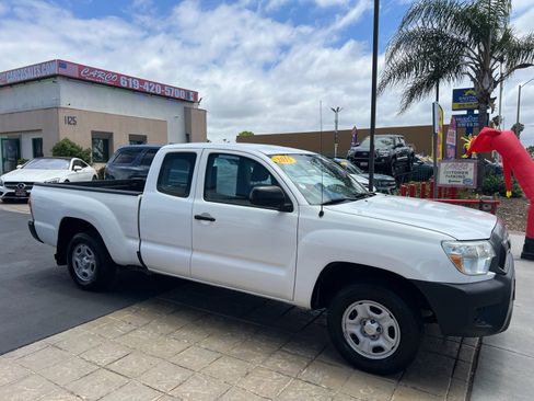 Used 2015 Toyota Tacoma 2WD Access Cab image 10