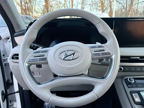 Used 2023 Hyundai Palisade Limited image 11