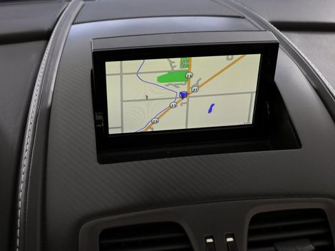 Used 2016 Aston Martin V8 Vantage GT image 8