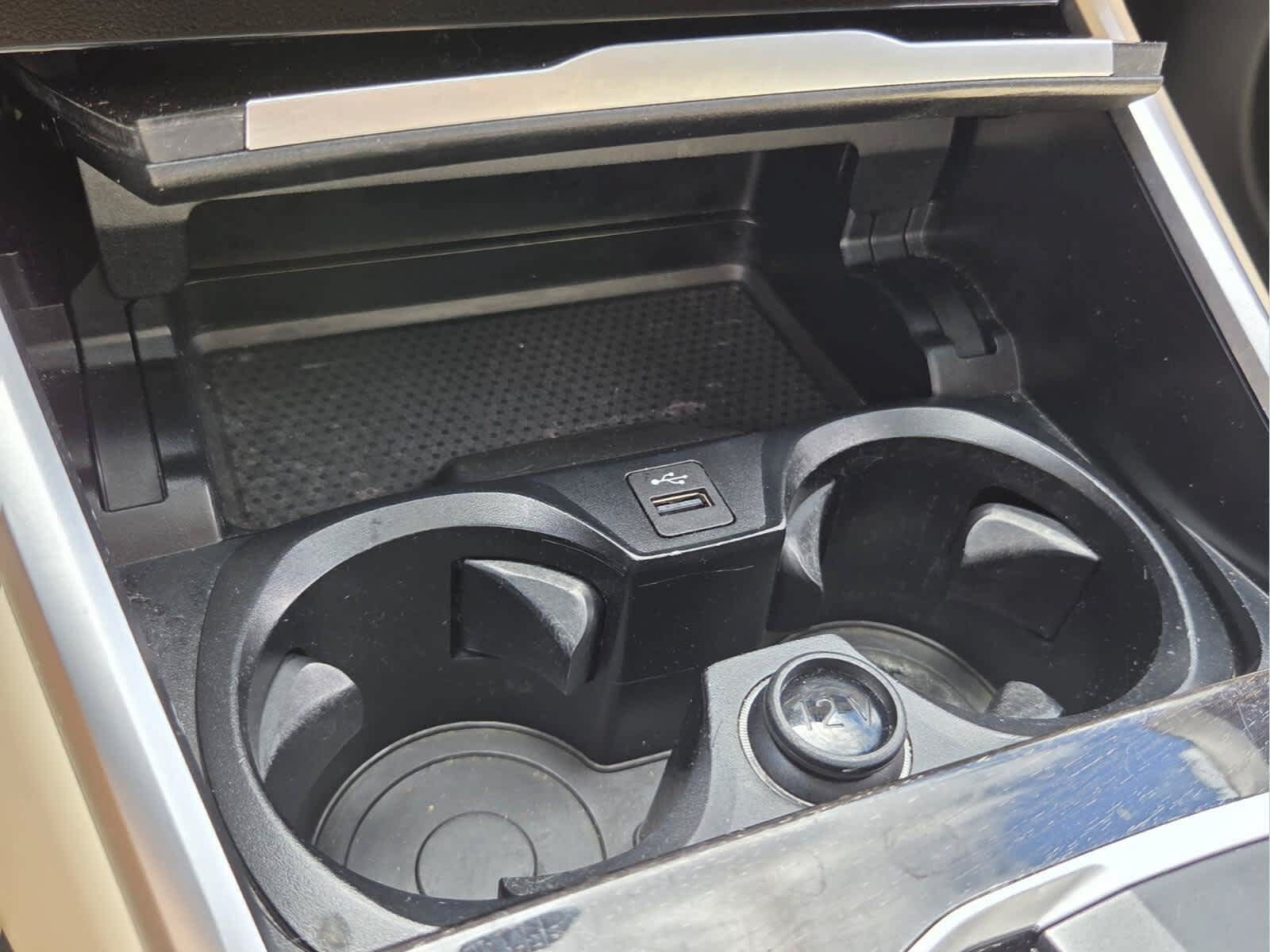 Used 2023 BMW 330i Sedan w/ Premium Package RWD image 26
