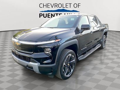 Used 2025 Chevrolet Silverado EV LT w/ LT Premium Package