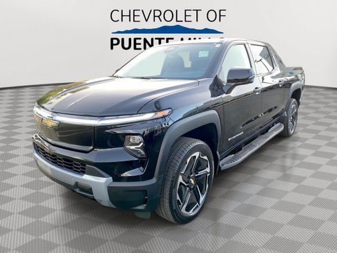 Used 2025 Chevrolet Silverado EV LT w/ LT Premium Package AWD/4WD image 1