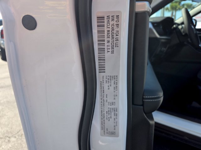 New 2026 Jeep Grand Cherokee Altitude RWD image 18