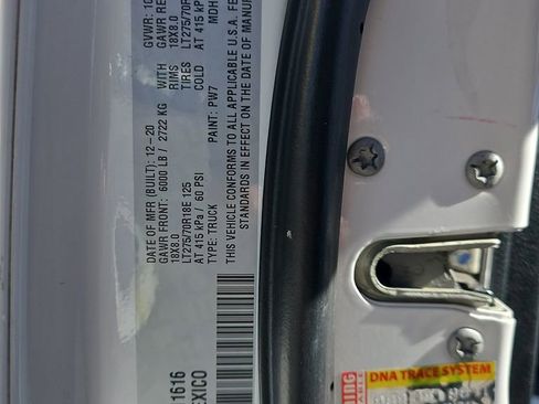 Used 2021 RAM 2500 Tradesman w/ Chrome Appearance Group image 29