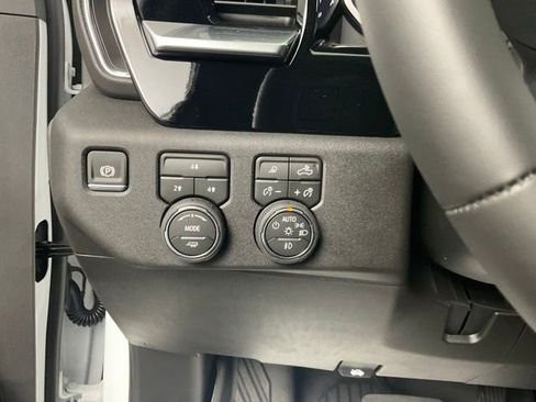 New 2026 Chevrolet Silverado 2500 LT w/ Trail Boss Package AWD/4WD image 13