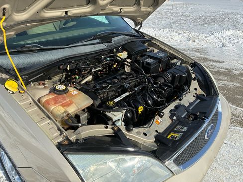 Used 2006 Ford Focus SE image 39