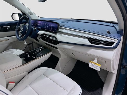 New 2026 Buick Enclave Avenir image 32