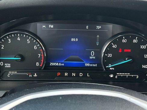 Used 2023 Ford Explorer XLT image 29