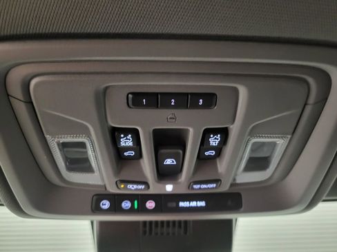 Certified 2025 Chevrolet Silverado 1500 LT Trail Boss w/ Convenience Package II image 17