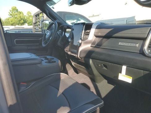 Certified 2026 RAM 2500 Laramie AWD/4WD image 7