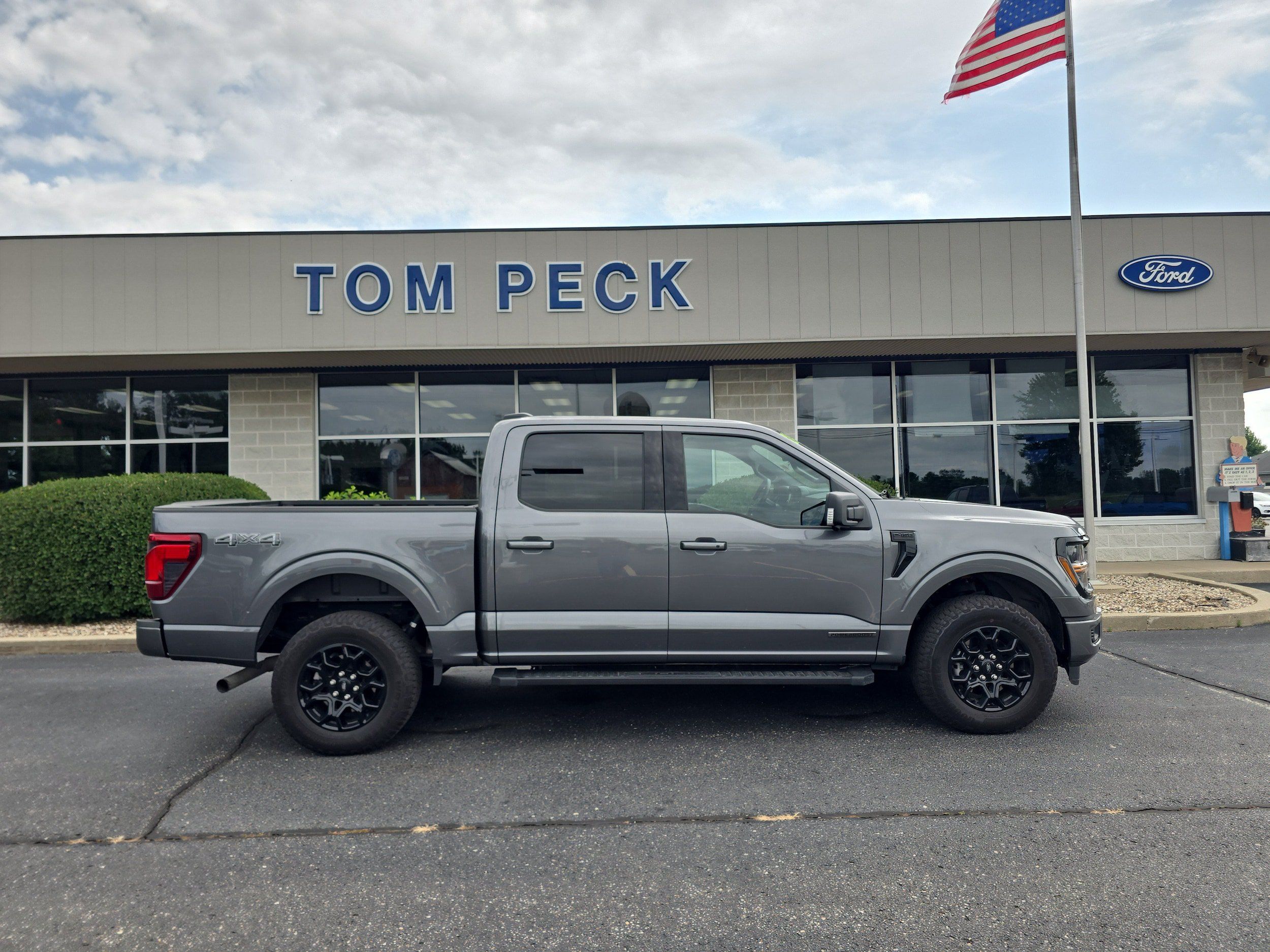 Used 2024 Ford F150 XLT w/ Equipment Group 302A MID AWD/4WD image 6