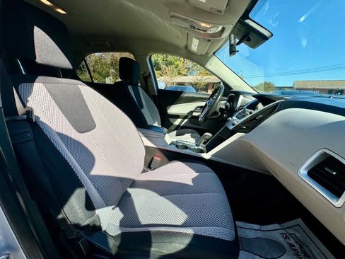 Used 2014 Chevrolet Equinox LT w/ Driver Convenience Package image 18