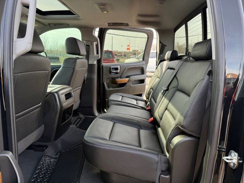 Used 2018 Chevrolet Silverado 1500 LTZ w/ Sport Package image 31