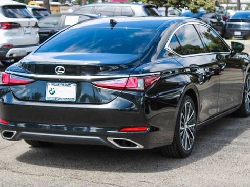 Used 2024 Lexus ES 350 w/ Premium Package FWD image 7