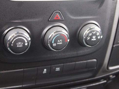 Used 2018 RAM 1500 Express w/ Express Value Package image 35