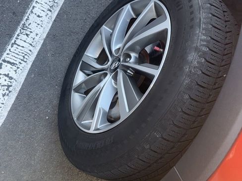 Used 2019 Hyundai Santa Fe SEL image 8