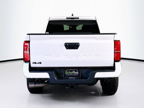 Used 2024 Toyota Tacoma TRD Off-Road image 7