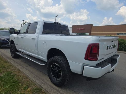 Used 2025 RAM 2500 Laramie AWD/4WD image 4