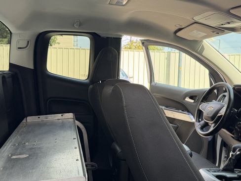 Used 2022 Chevrolet Colorado LT w/ Fleet Safety Package RWD image 37