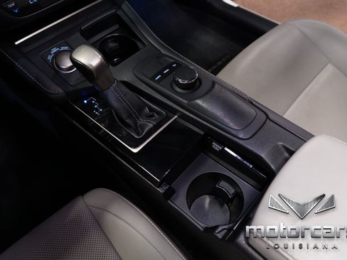 Used 2016 Lexus ES 350 w/ Accessory Package FWD image 35