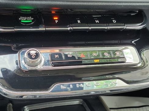 Certified 2024 Lincoln Corsair FWD image 28