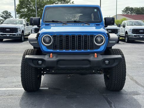 Used 2025 Jeep Wrangler Unlimited Sport AWD/4WD image 30