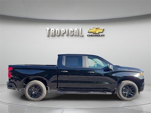 New 2026 Chevrolet Silverado 1500 Custom image 6