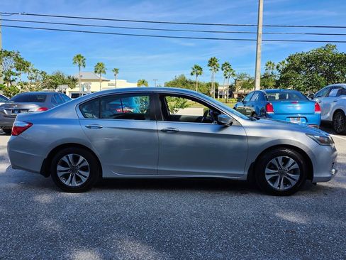 Used 2015 Honda Accord LX image 14