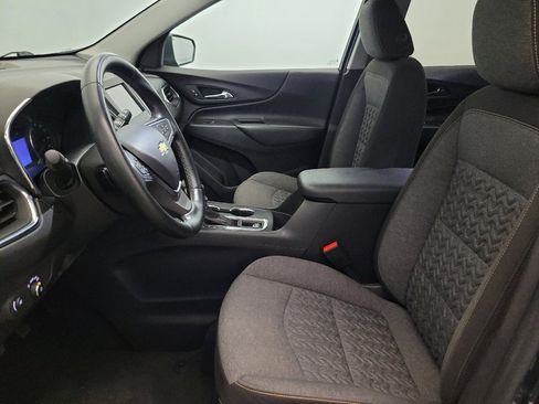 Used 2023 Chevrolet Equinox LT w/ Driver Convenience Package image 17